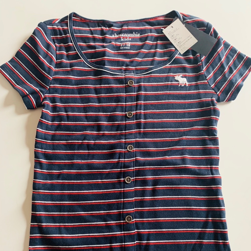Abercrombie kids top